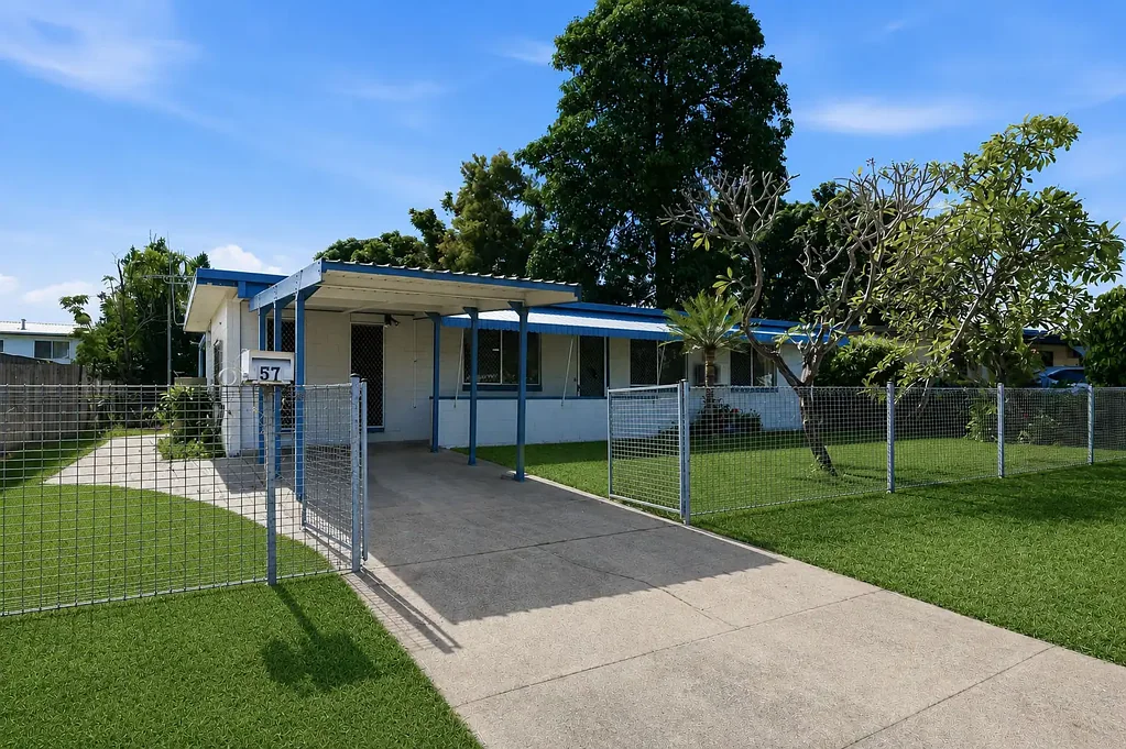 Kirwan 3房  The Perfect Place to Start - Move-In Ready & Packed with Value