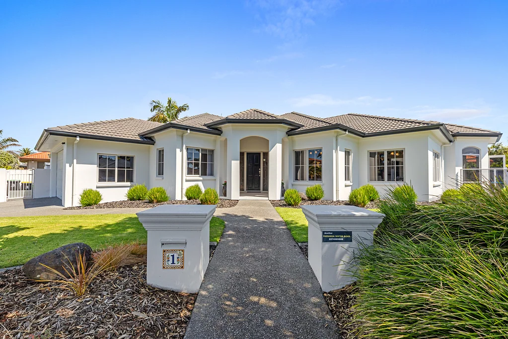 1 Santa Cruz Drive, Papamoa, Bay Of Plenty