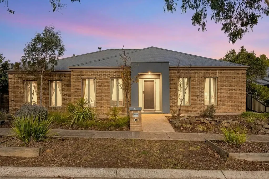 Sunbury 4બેડરૂમ Easy Family Entertainer in Jacksons Hill Estate