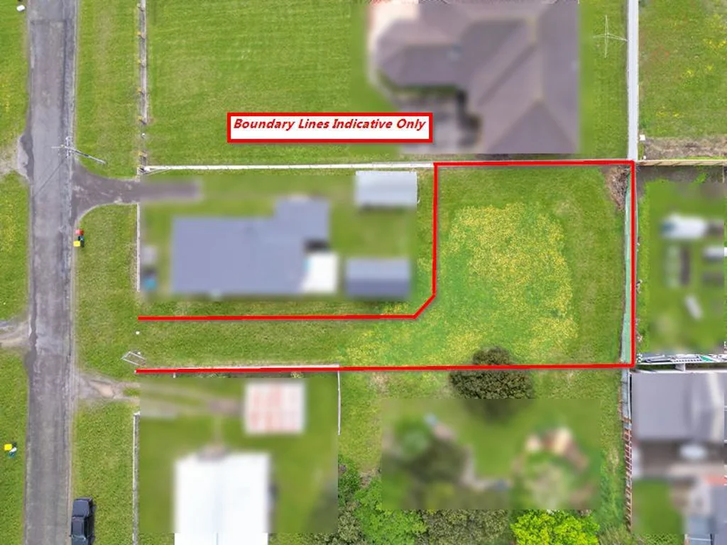 Foxton Beach  Prime section, great location, no covenants!