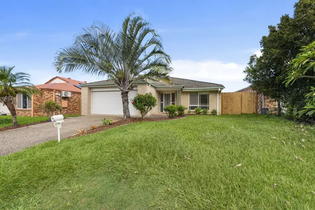 Bridgeman Downs 4कमरा Stylish Family Home in a Sought-After Suburb