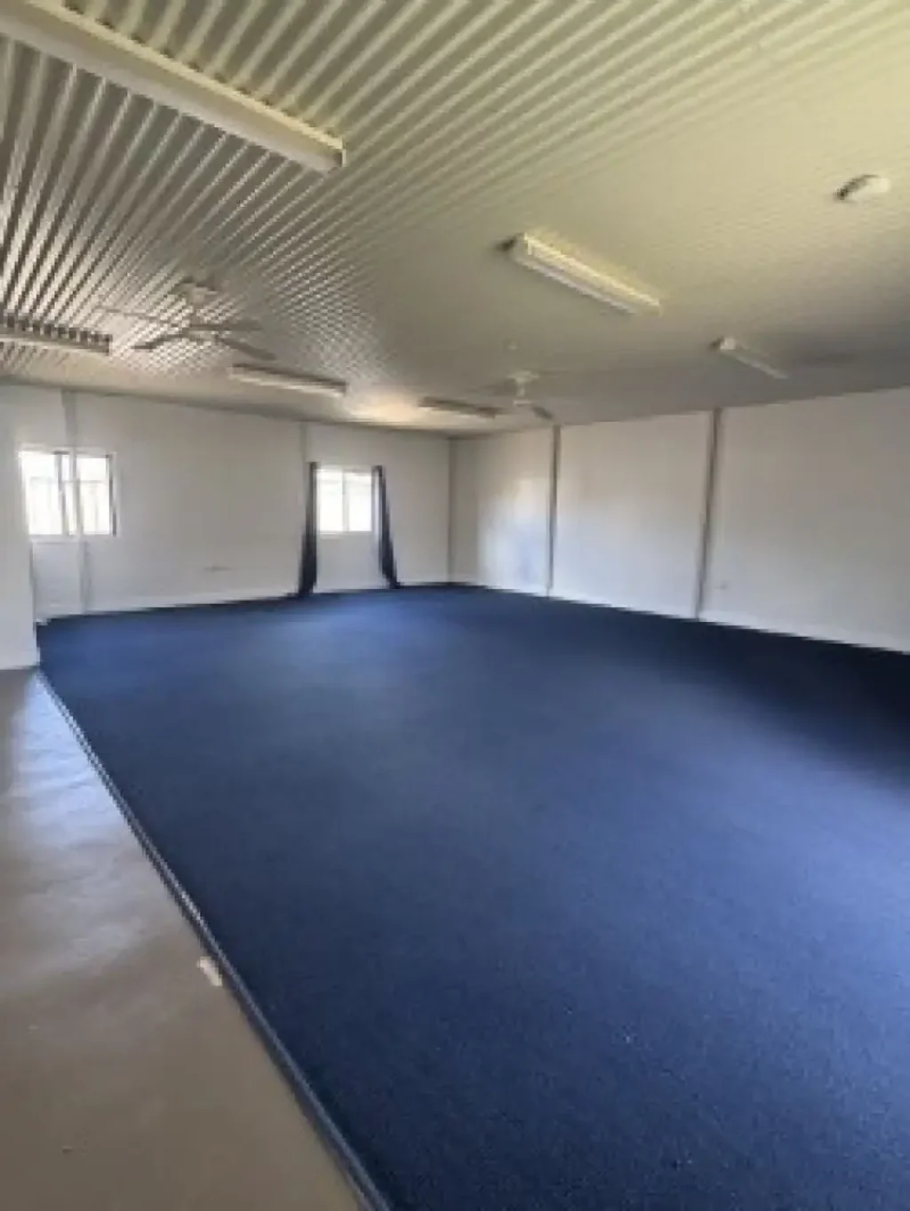 Modern Studio with Private Courtyard & Convenient Access — Utilities Included