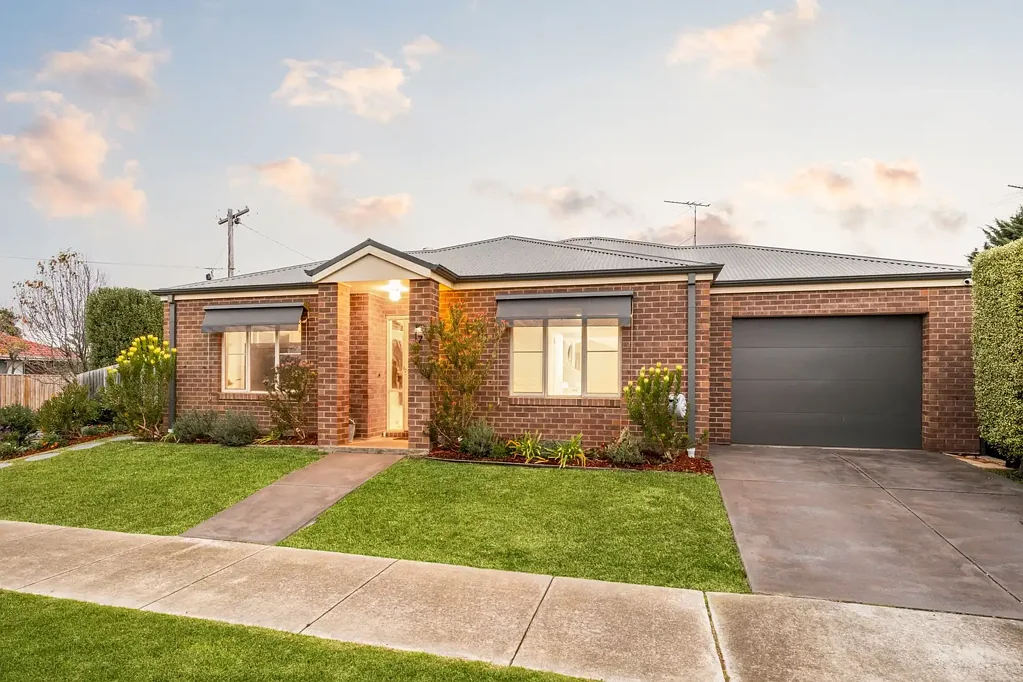 Belmont 3房  Modern Renovation, Connected Lifestyle