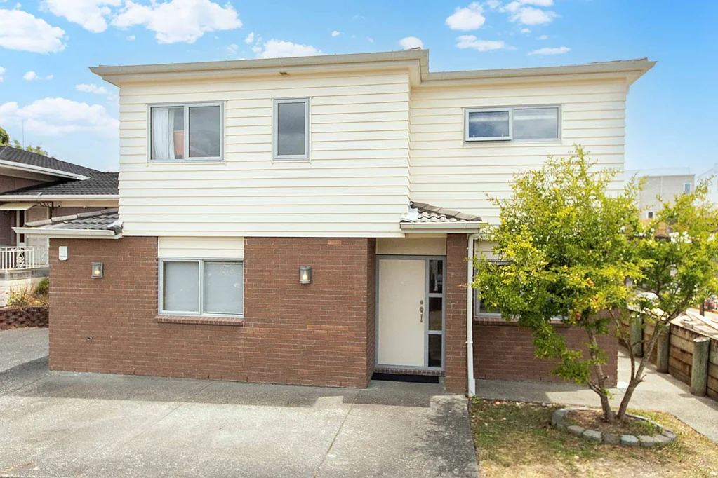 2A Kyeemagh Street, Botany Downs, Manukau City, Auckland