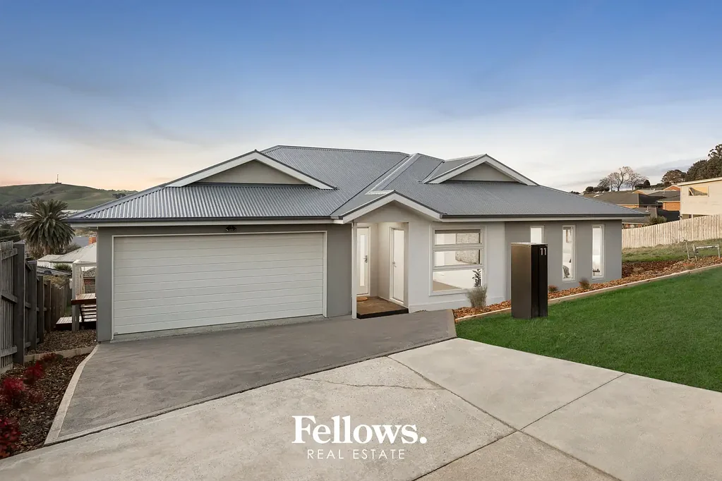 11 Hannah Rise Crescent, Korumburra, VIC 3950