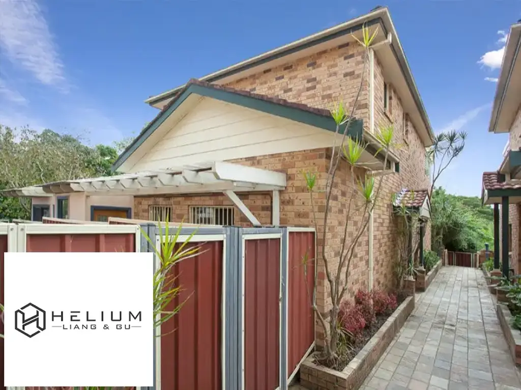 Modern 4 Bedroom Full Brick Town House For Lease