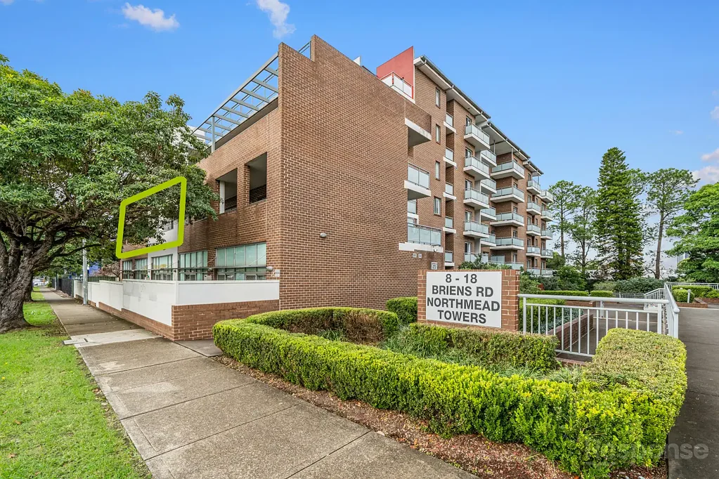 Stylish, Spacious & Exceptionally Located – Modern Apartment for Easy Living