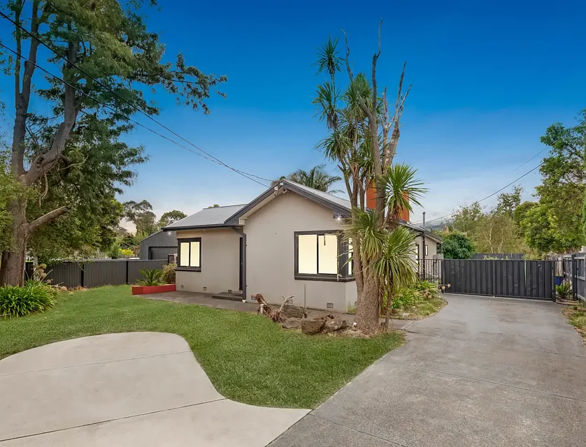 94 Railway Parade, Dandenong, VIC 3175, 4 ਕਮਰੇ, 2 ਬਾਥਰੂਮ, House