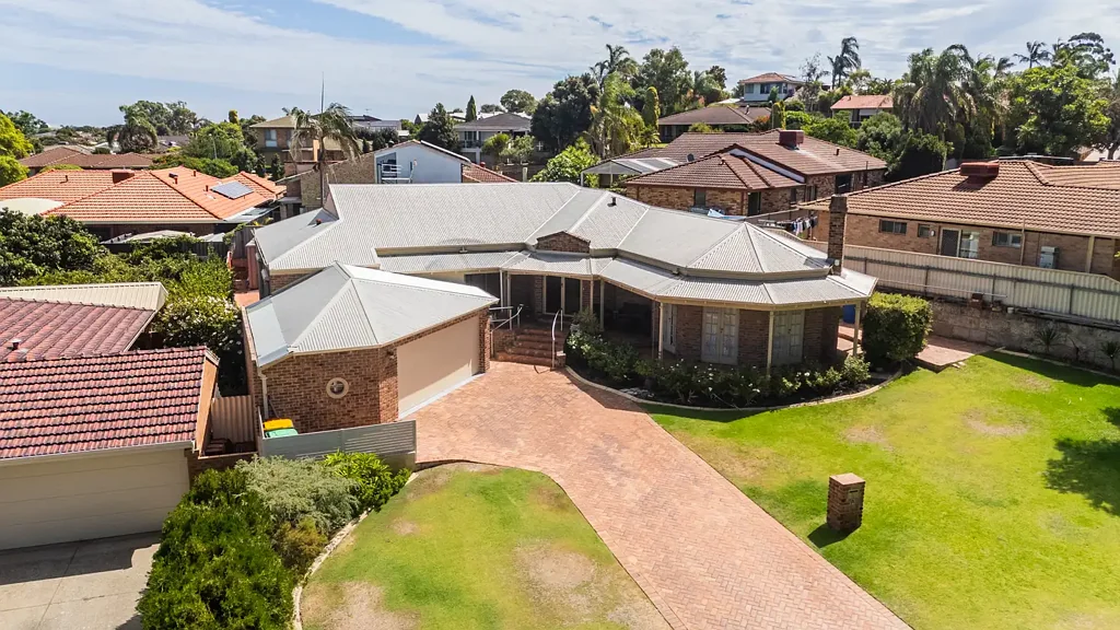 5 Mooltunya Court, Kingsley, WA 6026