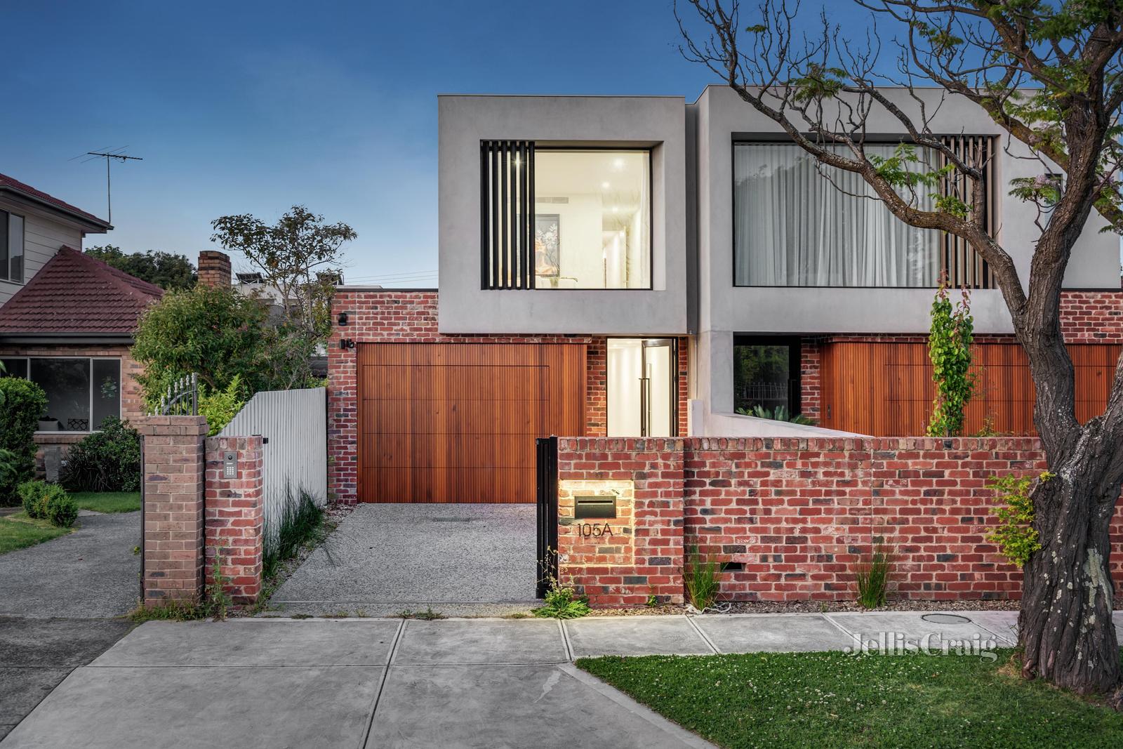 105A DEAKIN ST, BENTLEIGH EAST VIC 3165, 0 ห้องนอน, 0 ห้องน้ำ, Townhouse