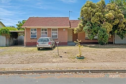 2 Christina Road, Christie Downs