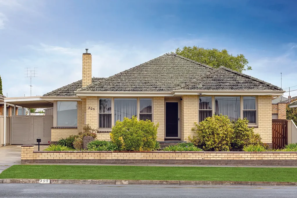 Wendouree 3房  Tastefully renovated in an outstanding location