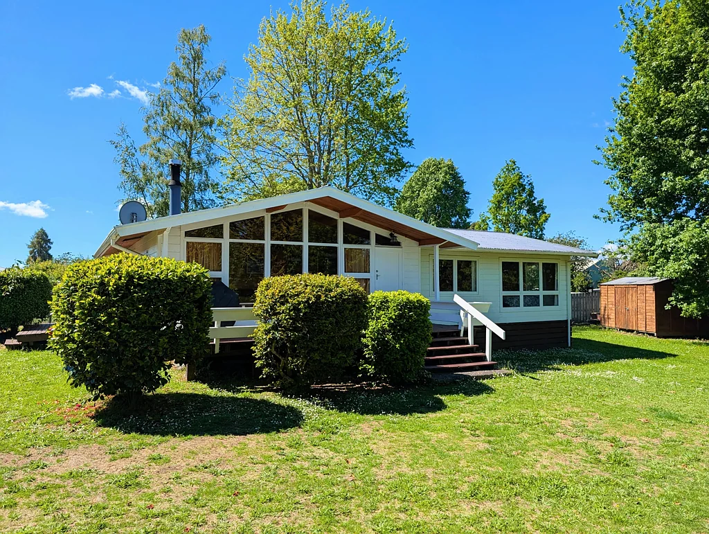 Owhango 3બેડરૂમ Natural warmth in a natural setting