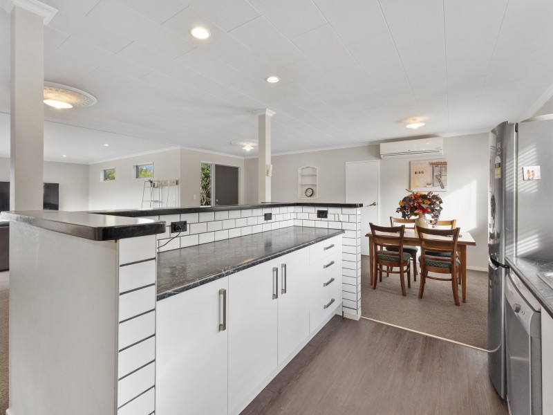 41b Larchmont Grove, Totara Park, Upper Hutt, 3部屋, 1バスルーム