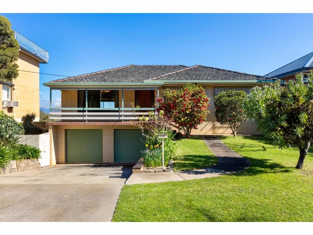 East Albury 5બેડરૂમ Big on Space, Rich in Character & Beautifully Maintained
