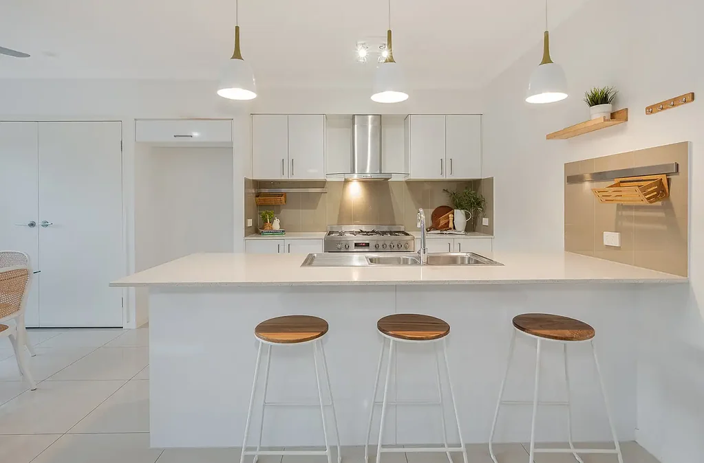 Warner 4Kwarto GENEROUS BEDROOMS, STONE FINISHES & A STREET MADE FOR FAMILY LIFE