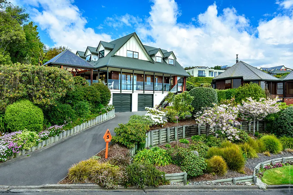 5 Petworth Place, Westmorland, Christchurch, Canterbury