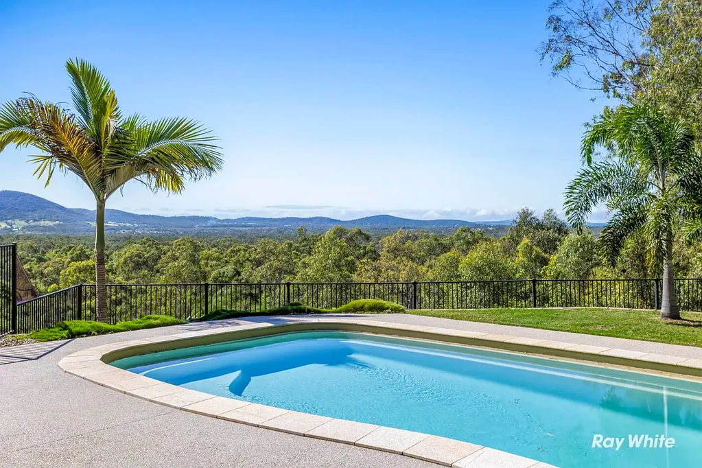Bondoola 7ਬੈੱਡਰੂਮ Acreage Paradise - Dual Living on 25 Acres with Ocean & Mountain Views