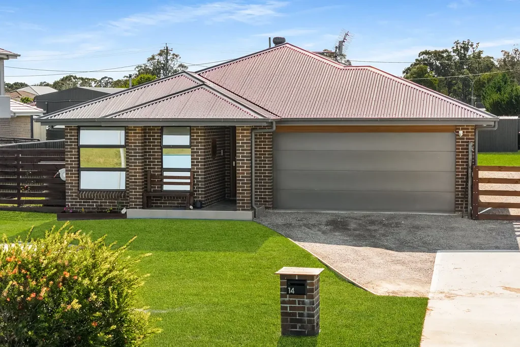 Marulan 4 Bedroom Stunning Family Home
