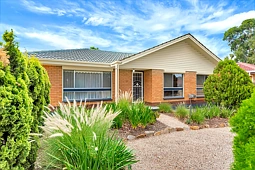 12 Guernsey Crescent, Salisbury North