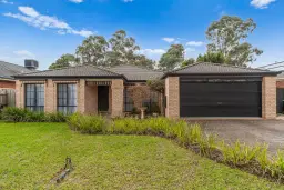 8 Arlene Drive, Skye