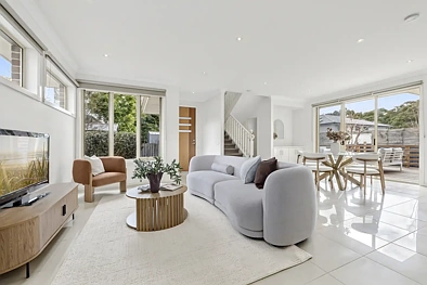 2/22 Mountain Crescent, Mulgrave, VIC 3170, 3 침실, 2 욕실, Townhouse