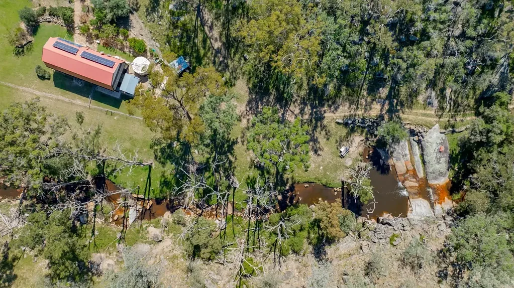 Tenterfield Off-Grid Paradise with Pristine Creek Frontage