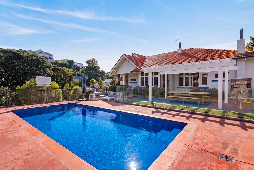 Napier Hill 5Habitaciones Intent to Sell - Deadline this Friday