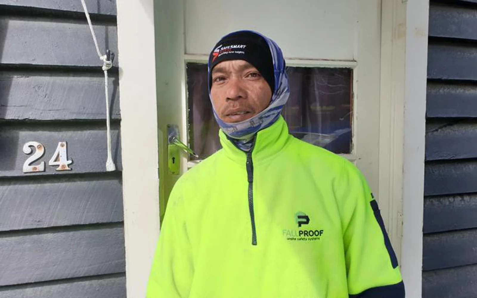 300名海外工人被迫流浪，只为给10亿的住房开发项目腾位置
