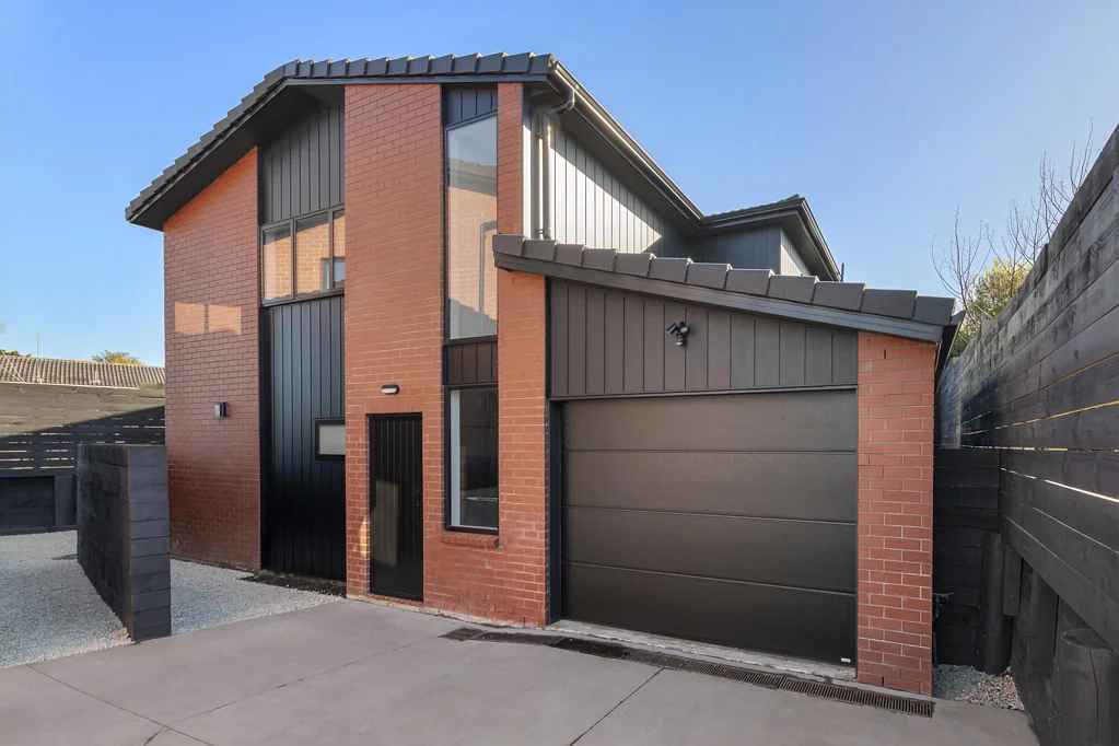 Pakuranga Heights 3房  3 Beds, Brick, Built Brilliantly, Easy Access