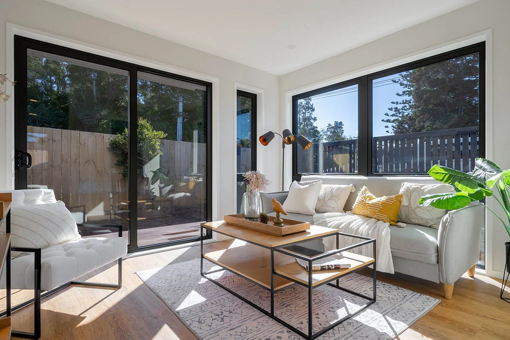 Takapuna 4房 零物业费！Takapuna中心全新美宅，西湖双校网，尊享10年质保！ Secure Your Dream Home in Central Takapuna