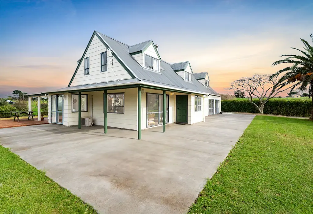 Waiuku Spacious Family Pleaser