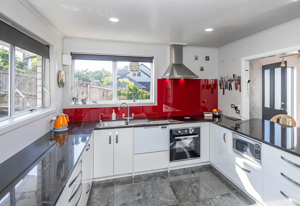 Te Awamutu 3Moenga Reckon You've Got an Eye for Potential?