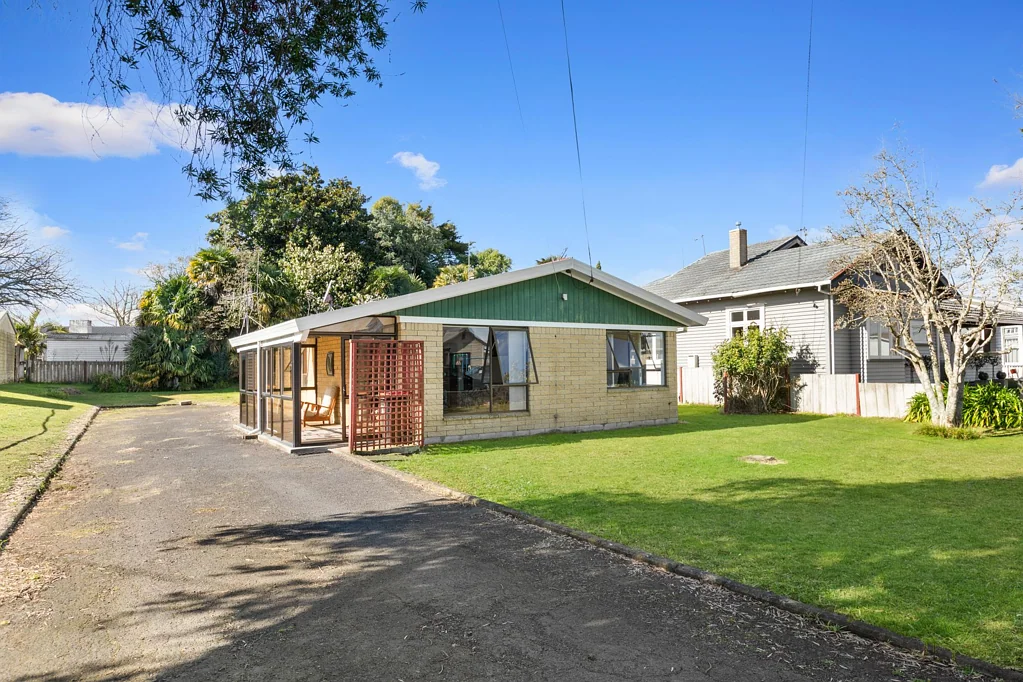 Morrinsville 3房  Brick with Potential on Park Street