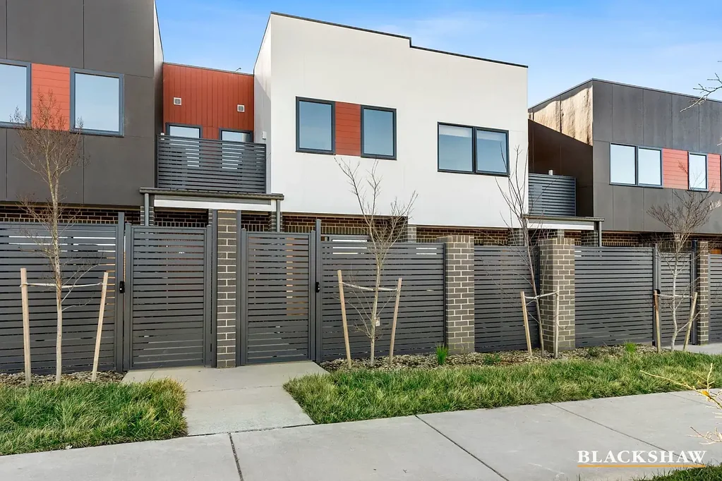Taylor 3房  Modern, Light-Filled Living in a Convenient Taylor Address