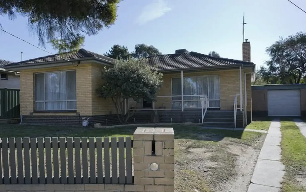 17 Fenton St, Long Gully, VIC 3550