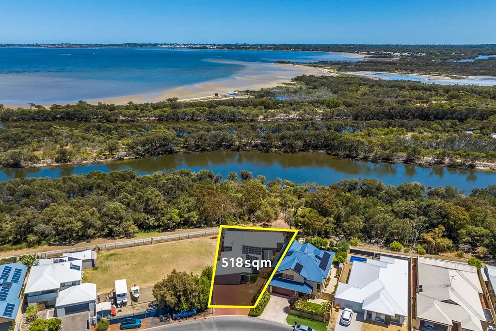 12 Batavia Quays, South Yunderup, WA 6208