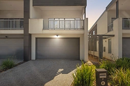 7 League Street, Werribee