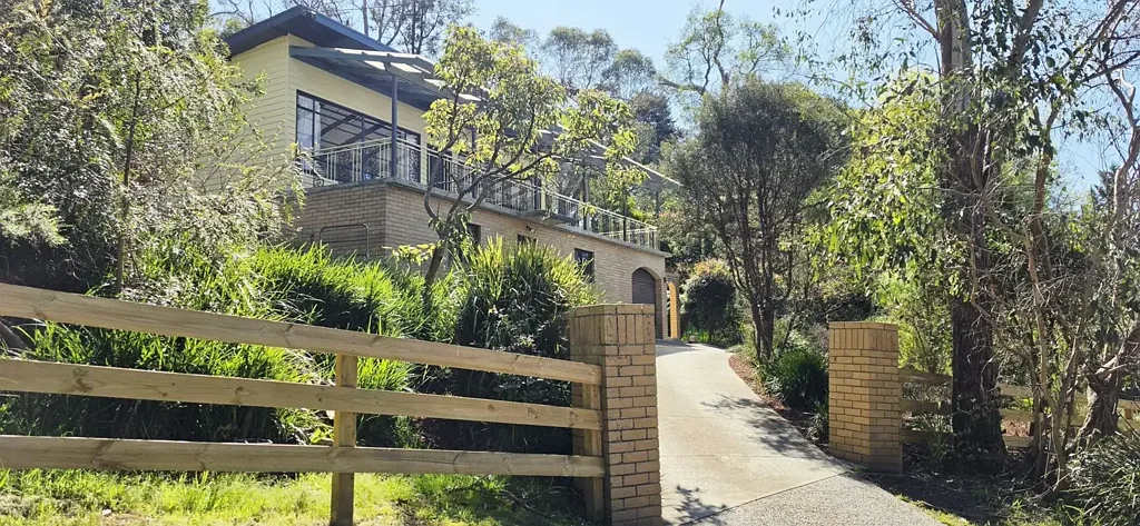 Belgrave Heights 2Phòng ngủ Peaceful Hills Living on 1,405m² with Stunning Ranges Views