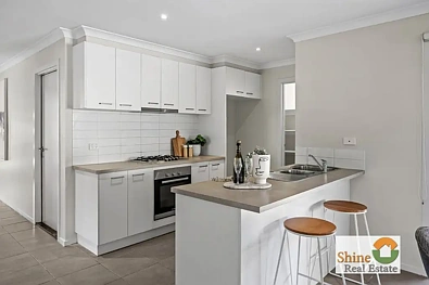 40 Seagrass Crescent, Point Cook, VIC 3030, 4 slaapkamers, 2 badkamers, House