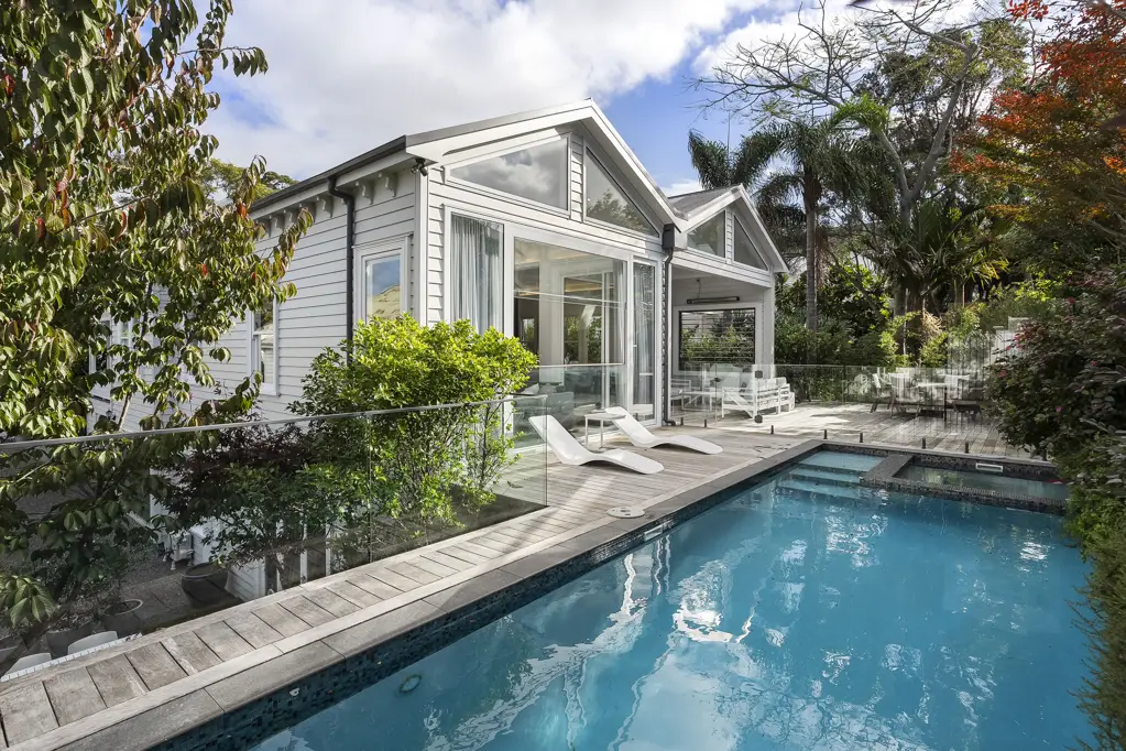 Freemans Bay 5Moenga Impeccable Living