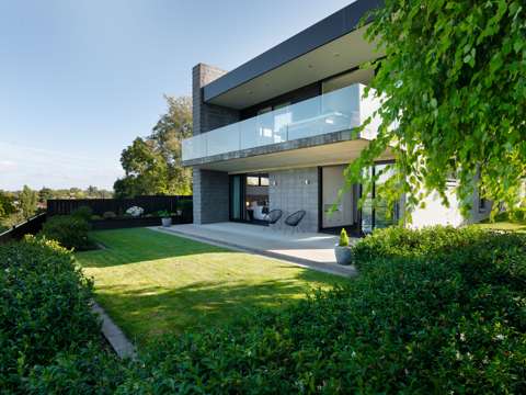 Hamilton Central 4房  Timeless Luxury - Your Dream Home