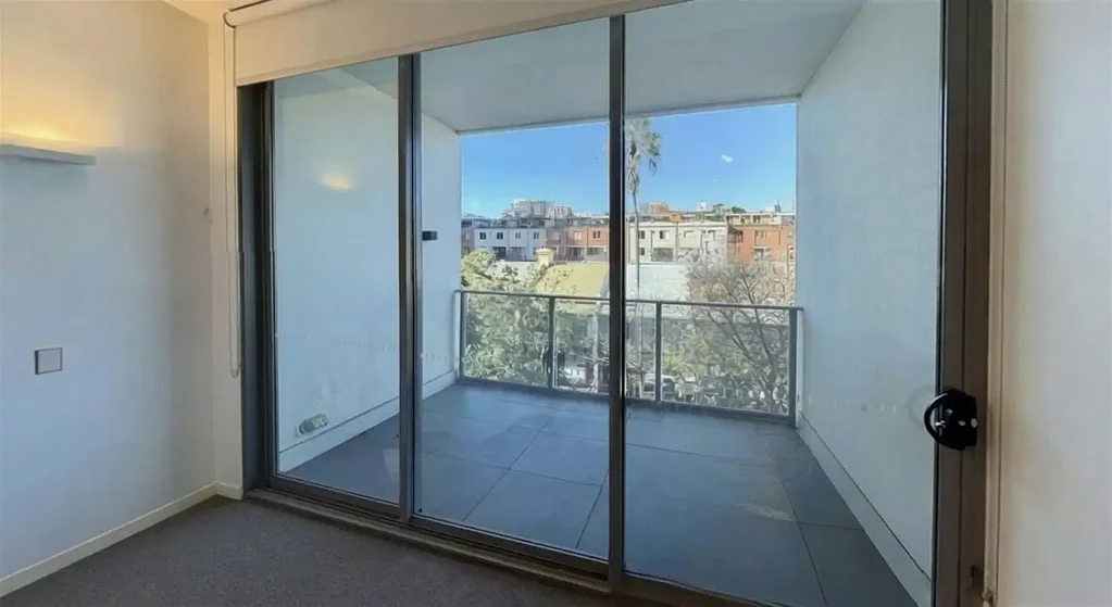 Woolloomooloo 2ਬੈੱਡਰੂਮ Huge 2 Bedroom + Study in Prestigious Luxe Building offering stunning North-West City Views. Spanning 156sqm on title