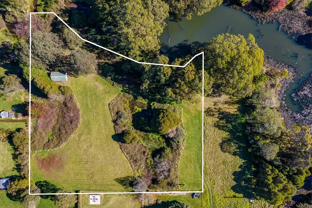 Robertson 4房  A Rare Chance to Create Your Highlands Lifestyle