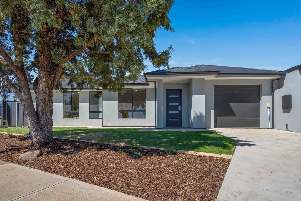 10 Maru Court, Para Hills, SA 5096