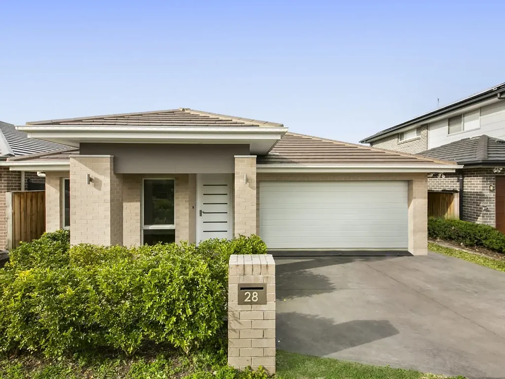 Contemporary family home!