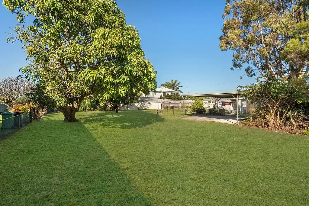 4 O'Connell Street, Redcliffe, QLD 4020