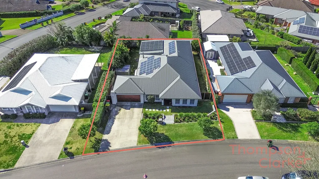 Raworth 4ਬੈੱਡਰੂਮ Versatile Family Haven with Dual Quarters, 3 Living Areas & Entertainer’s Deck