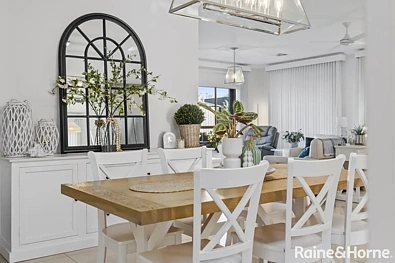 Strathalbyn 4房 Exceptional Entertaining, Modern Comfort