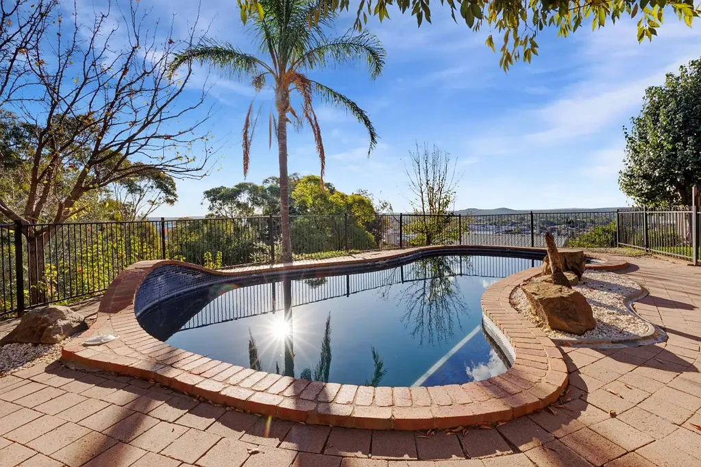 20 Beauty Point Avenue, Turvey Park, NSW 2650